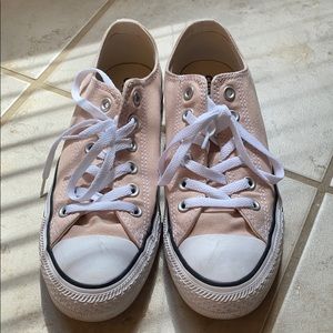 low converse